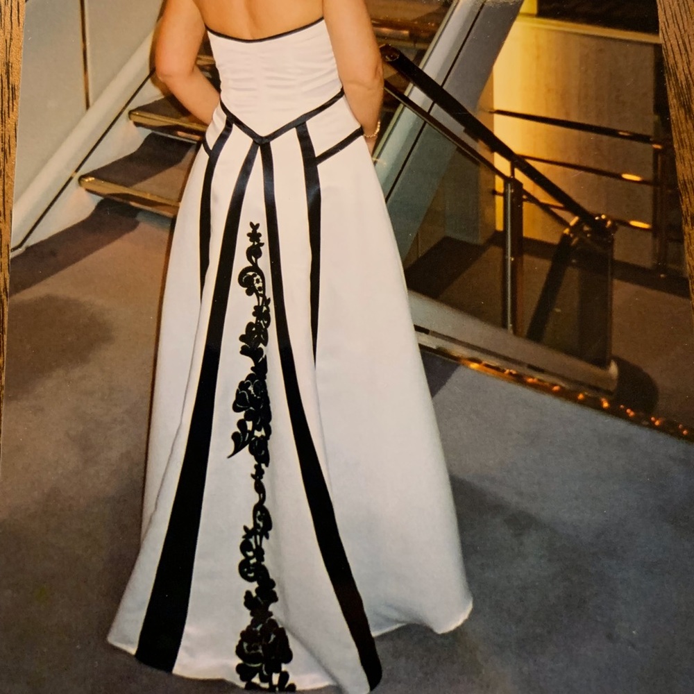 Vintage Jessica McClintock floor length gown
